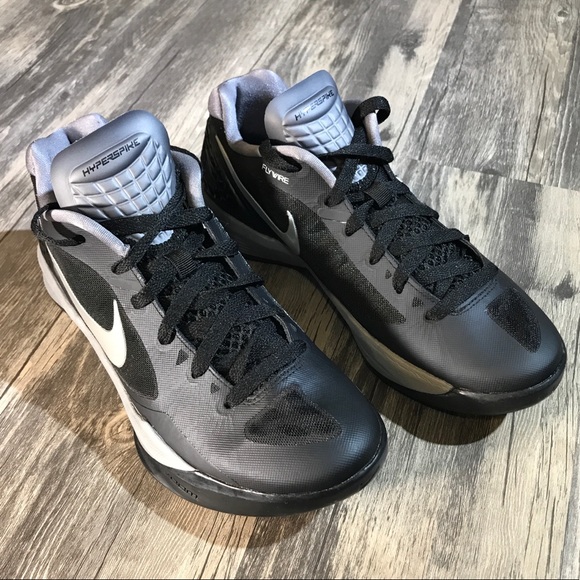 Nike Shoes - Nike Hyperspike Zoom Flywire Volleyball Shoes. 8.5